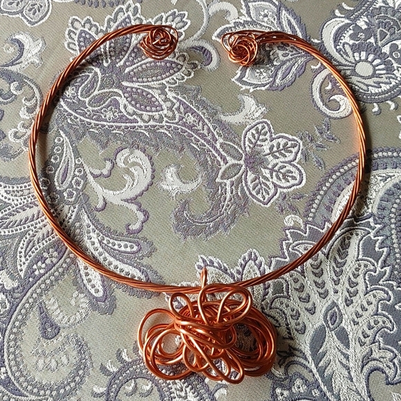 Handcrafted Artisan Copper Wire Necklace Pendant Abstract Twist Set Choker - Picture 1 of 12